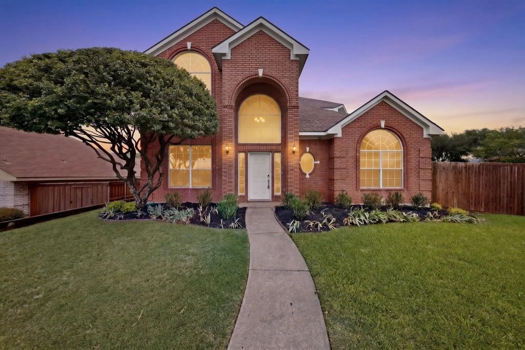 9840 Danbury Drive, Frisco
