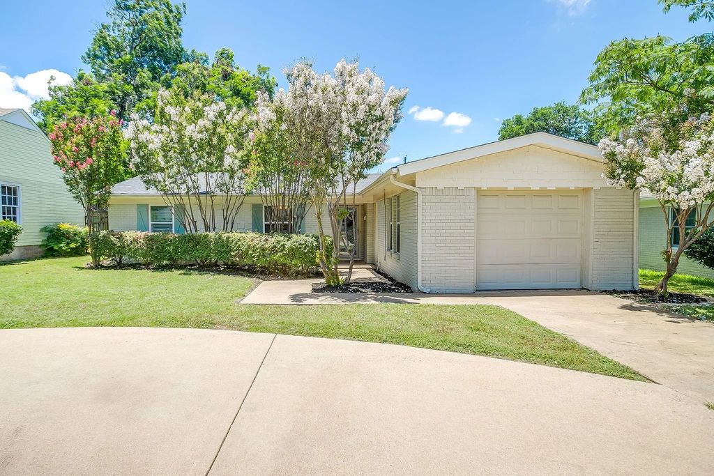 3612 Winston Road, Fort Worth