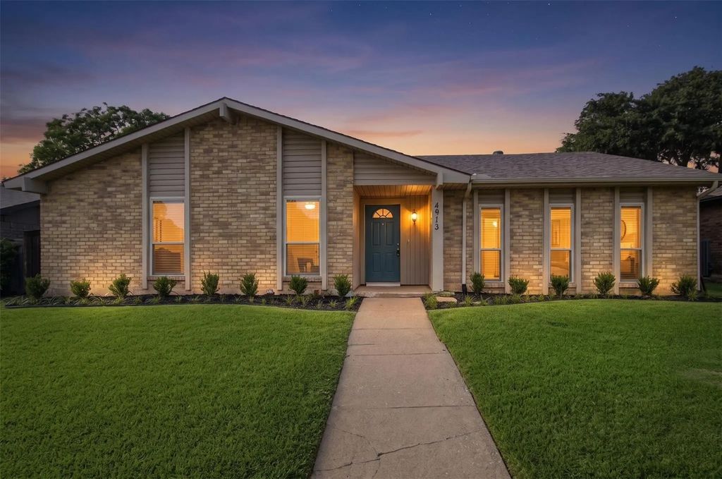 4913 Roberts Drive, The Colony