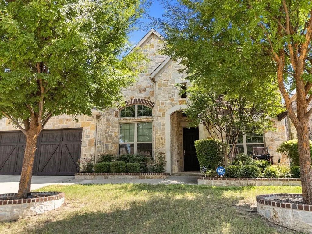 1217 Indian Grass Lane, Northlake