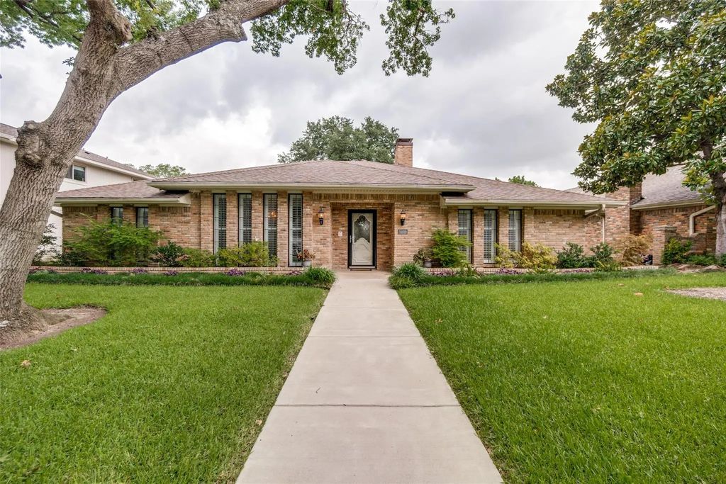 8009 Abramshire Avenue, Dallas