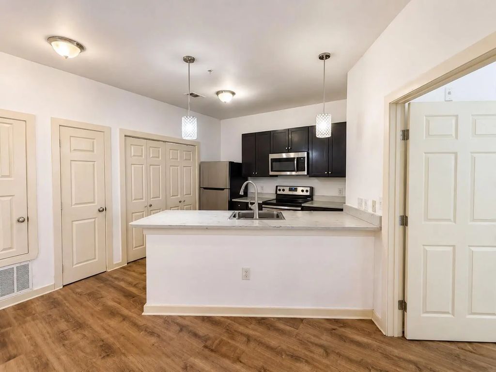 1910 Bennett Avenue 1, Dallas