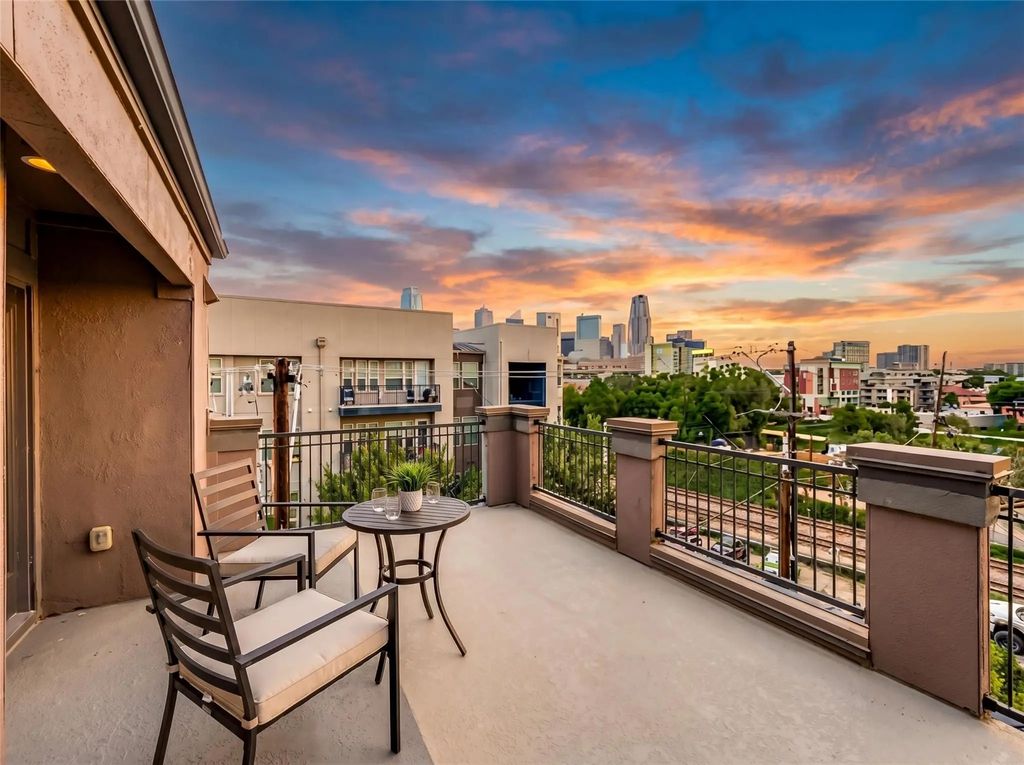 1309 Arch Place, Dallas
