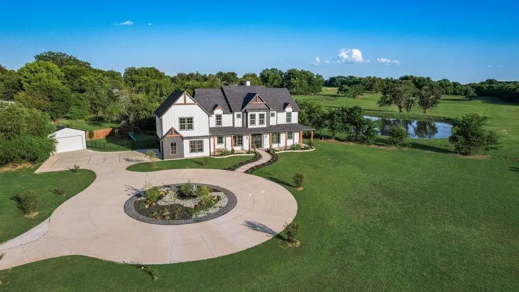 6677 County Road 619, Farmersville