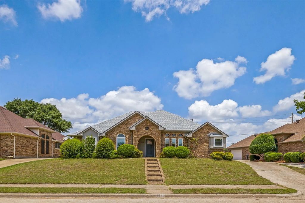 1209 Sandy Creek Drive, Allen
