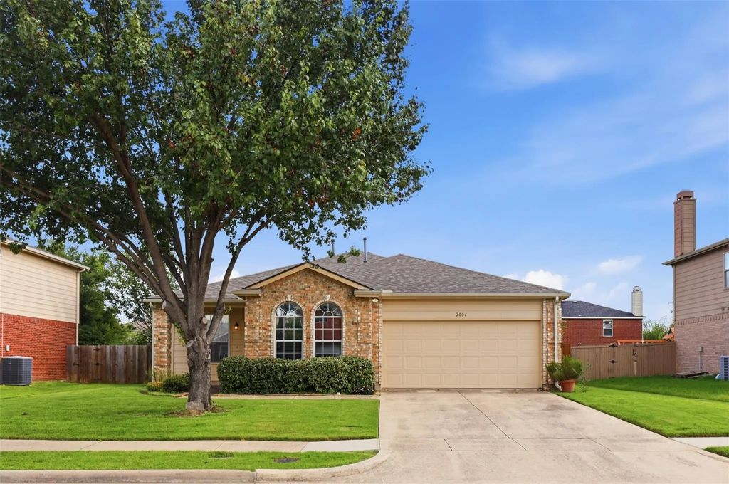 2004 Apple Drive, Little Elm