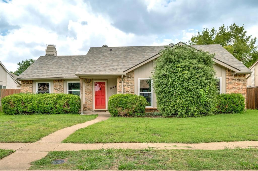 1322 Crestview Drive, Allen