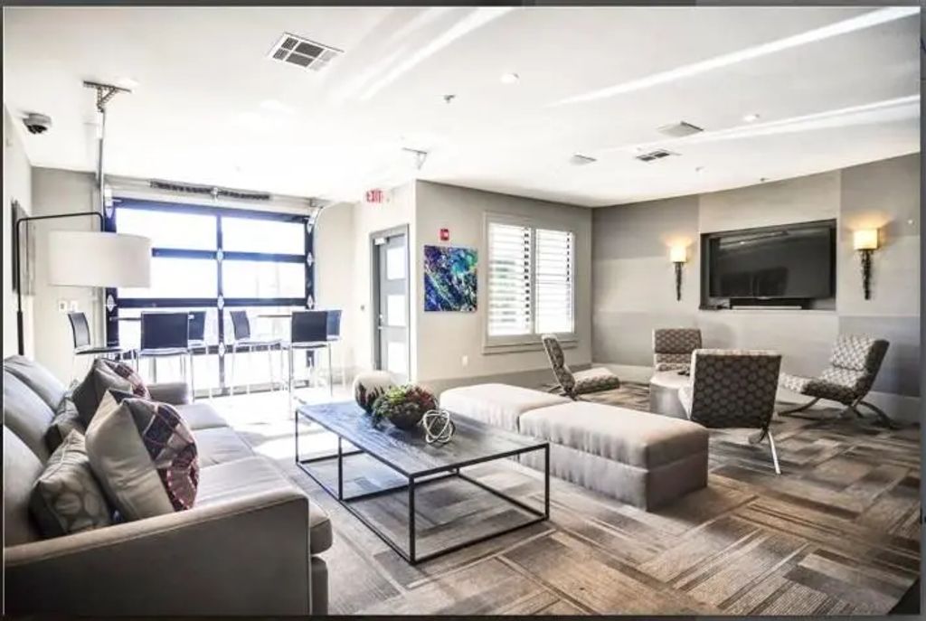 5609 Smu Boulevard 508, Dallas