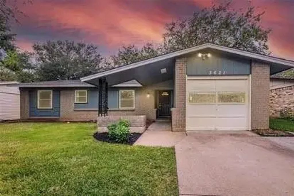 3621 Pleasant Run Road, Irving