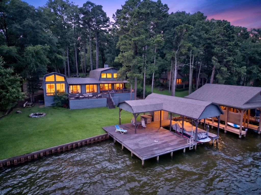 136 King Andrew Court, Scroggins