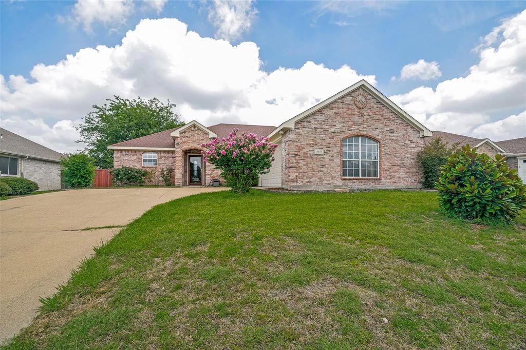 3111 Creekside Drive, Sachse