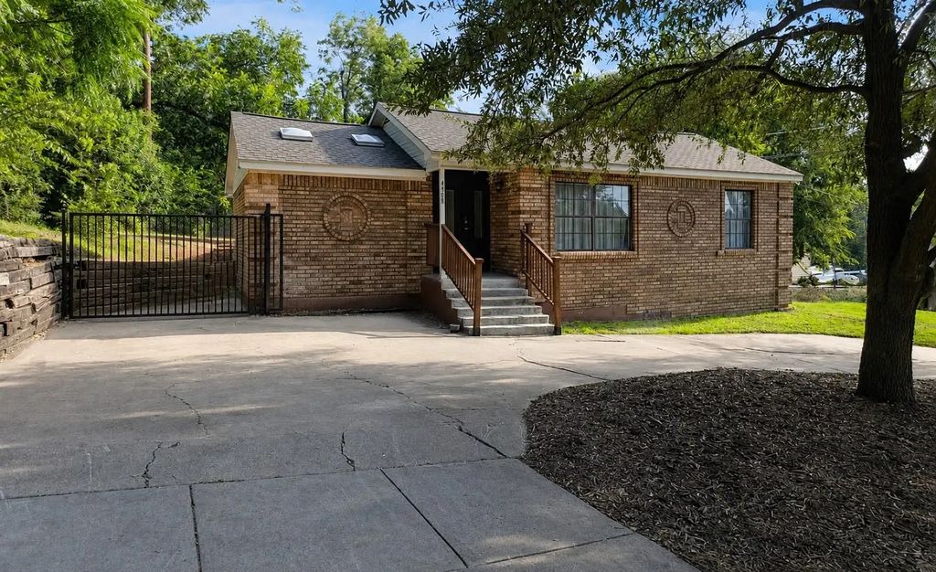 4708 Robinson Street, Fort Worth