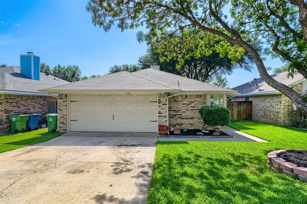 946 S Old Orchard Lane, Lewisville