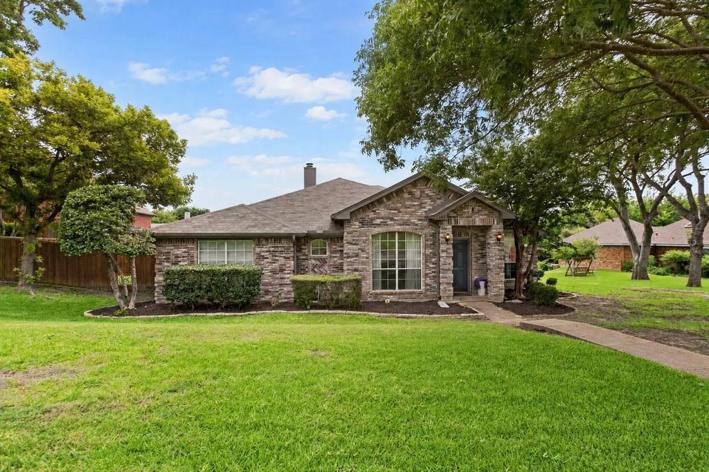 3408 Cedar Hill Court, Sachse