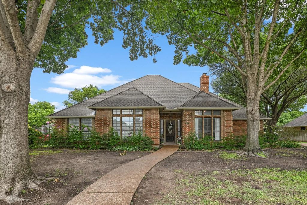 989 Post Oak Road, Keller