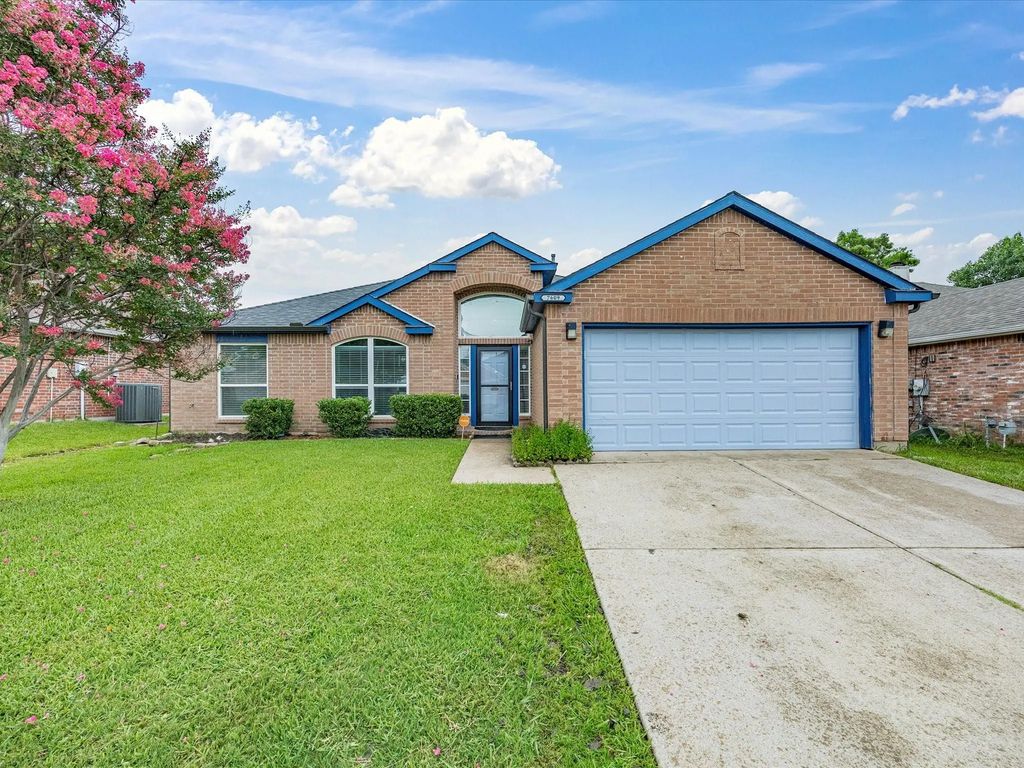 7609 Albany Lane, Arlington