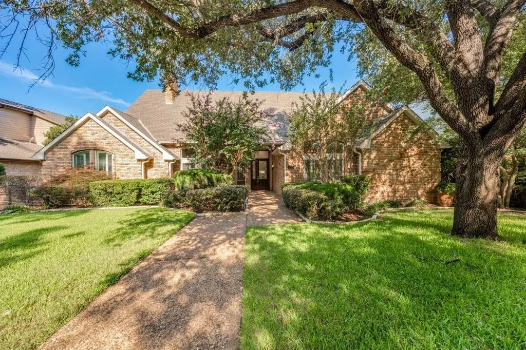 17819 Lost View Road, Dallas
