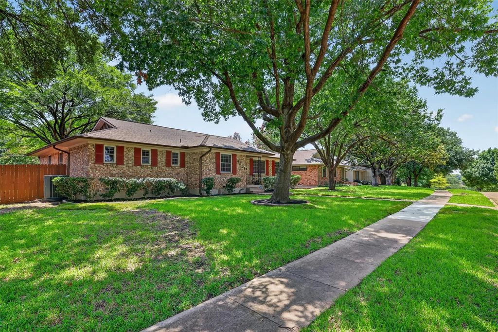 9834 Windledge Drive, Dallas