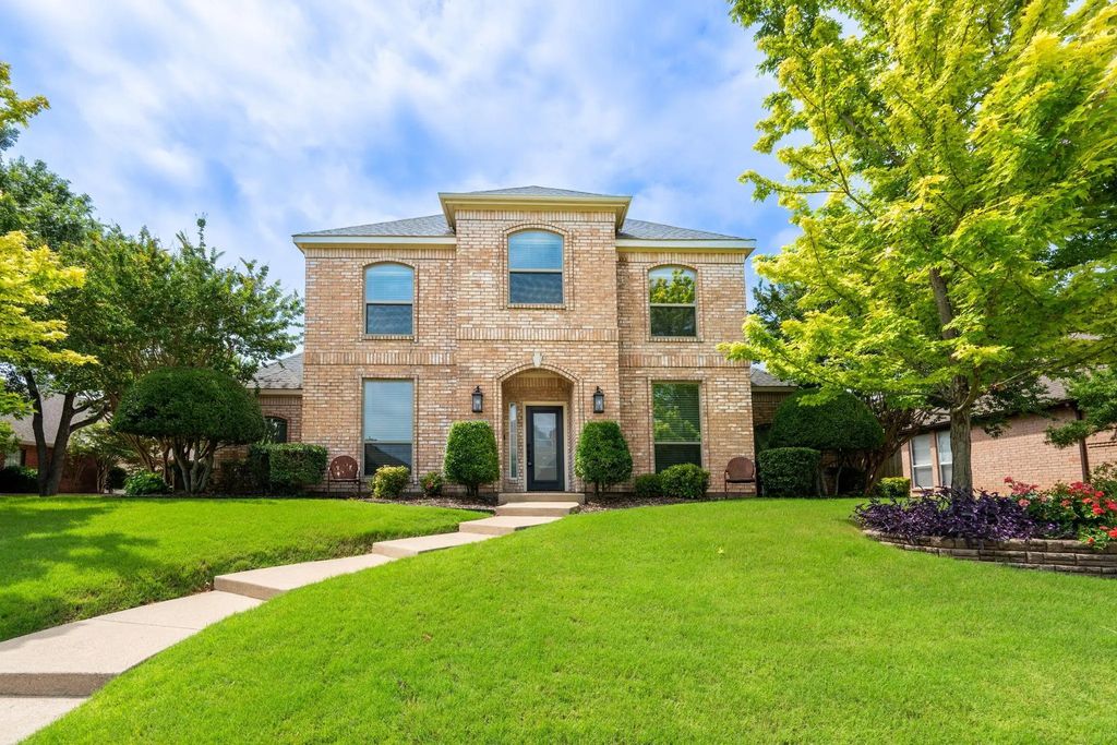 1722 Clydesdale Court, Rowlett
