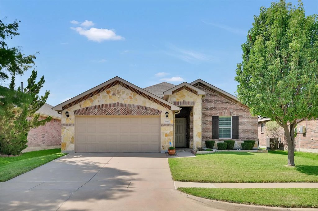 803 Underhill Drive, Arlington