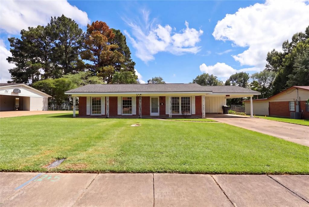 2713 Hoyte Drive, Shreveport
