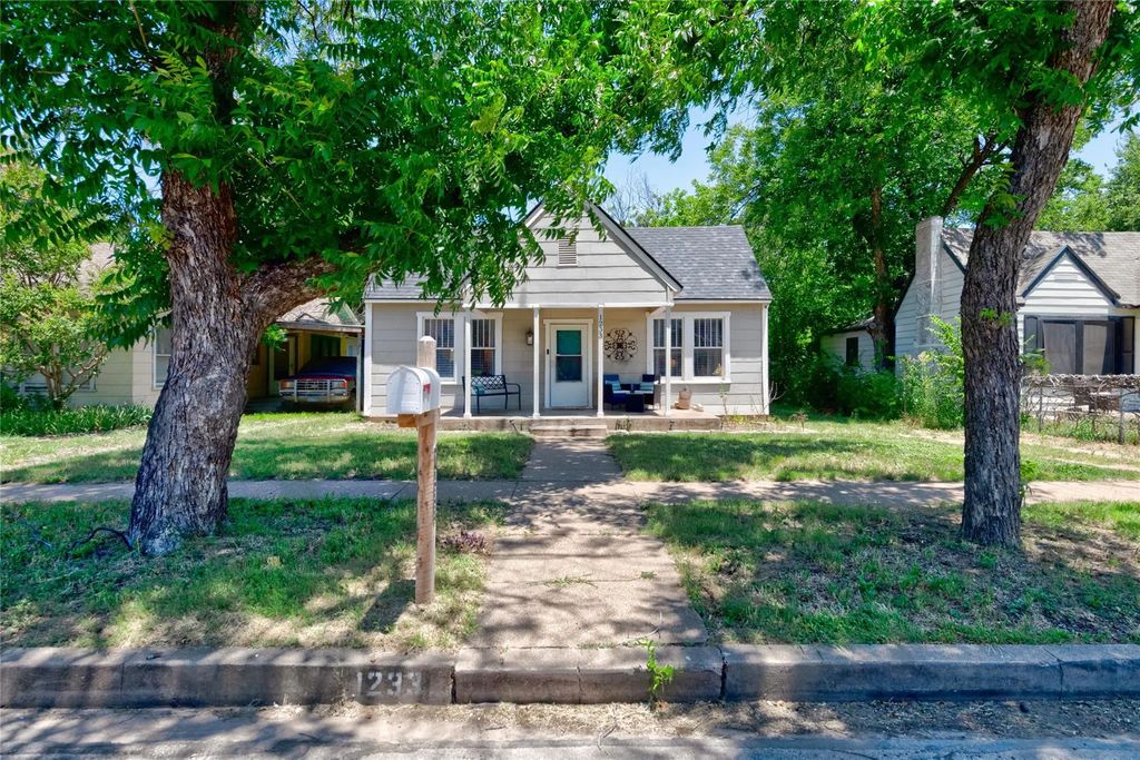 1233 Peach Street, Abilene