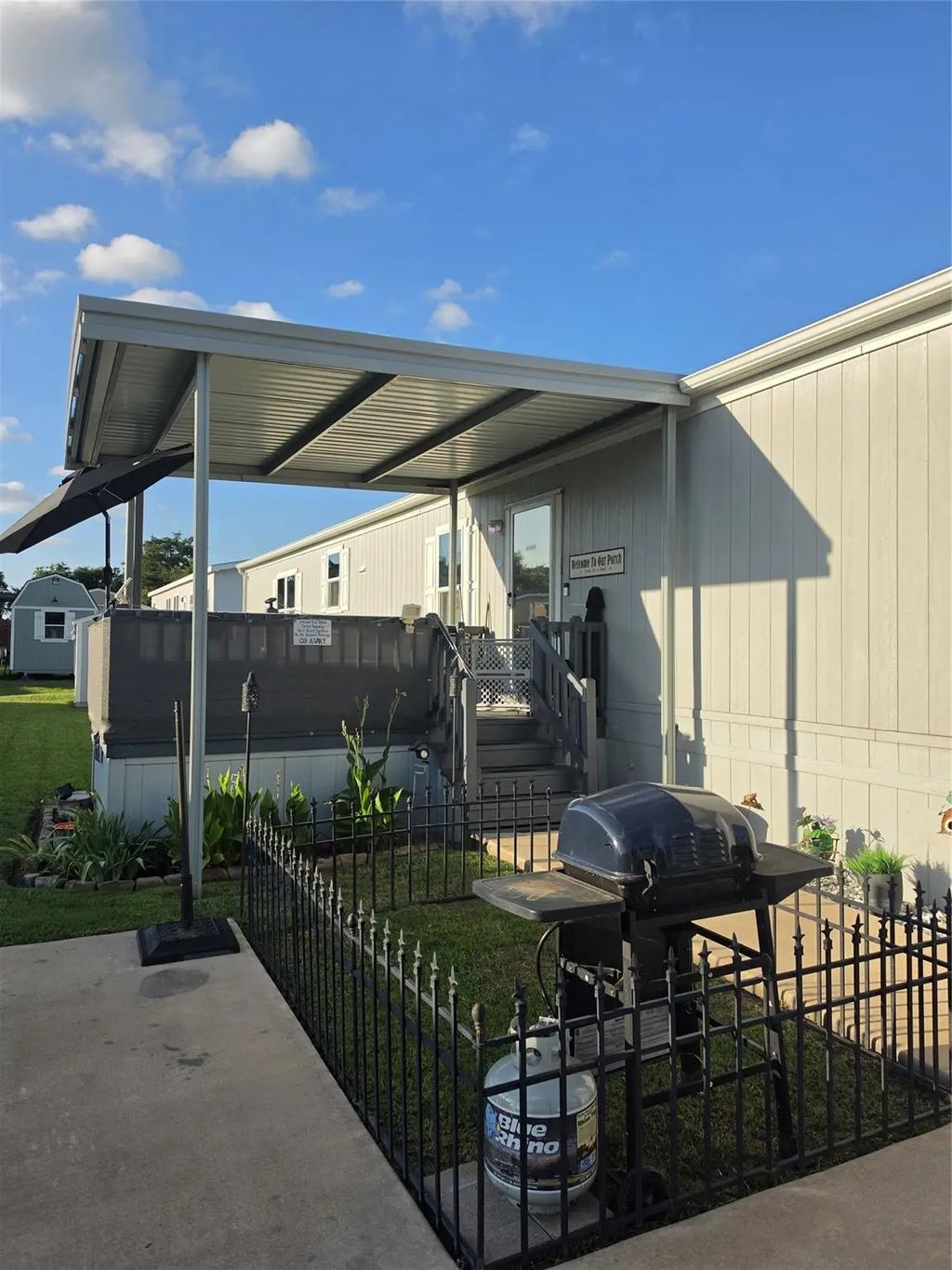 215 Cannon Lane, Knollwood