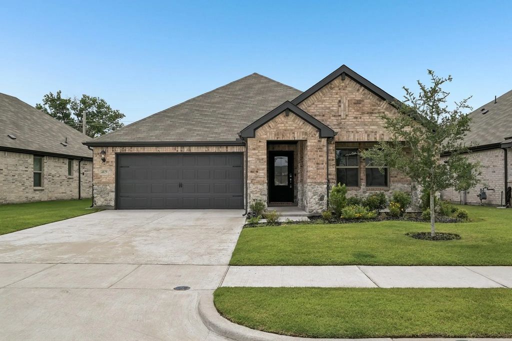 4029 Medina Drive, Farmersville