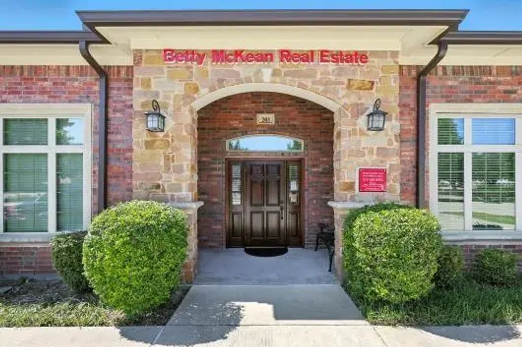 425 Old Newman Road 203, Frisco