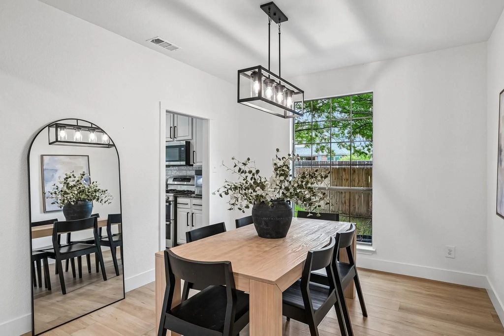 401 Peek Drive, Fate