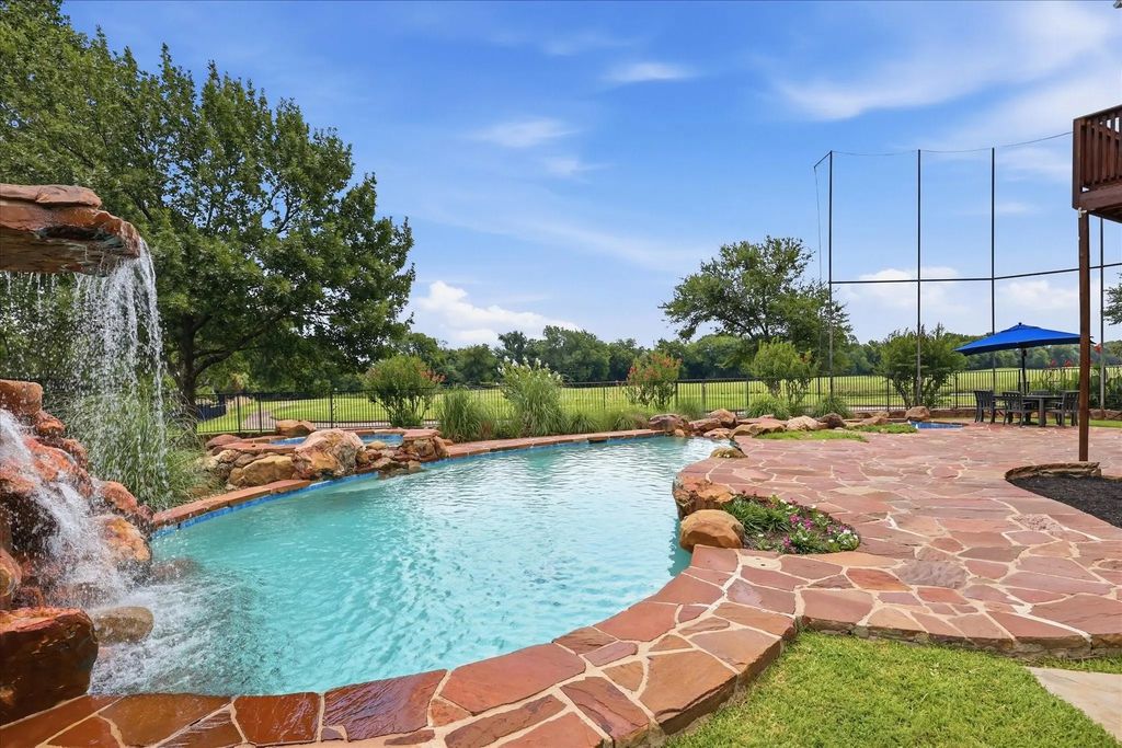 200 Wilshire Drive, Coppell