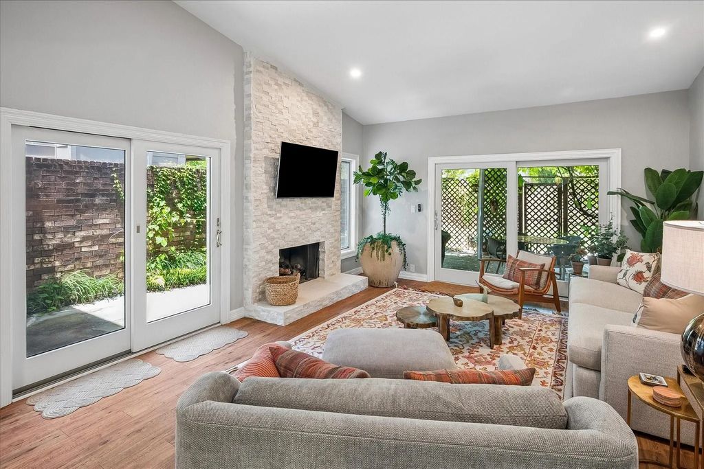 12484 Montego Plaza, Dallas