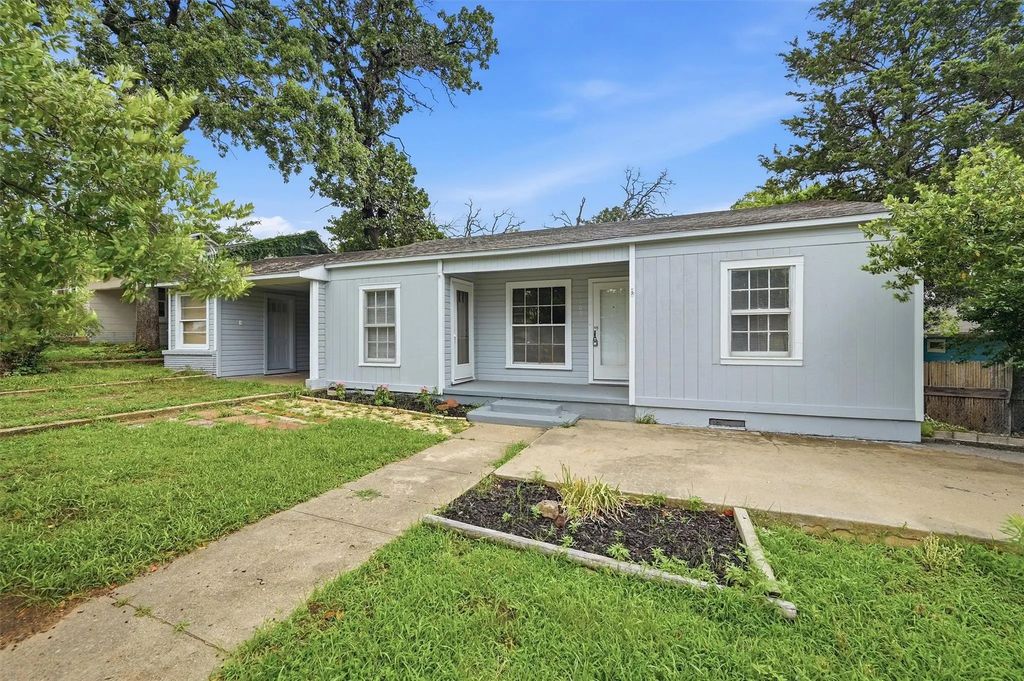 1105 W Hull Street, Denison
