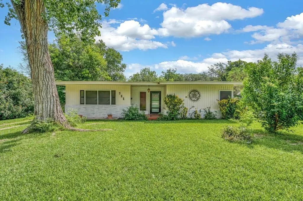 711 N 43rd Street, Waco