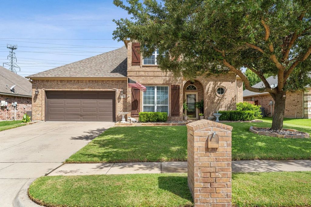 5540 Plata Lane, Benbrook