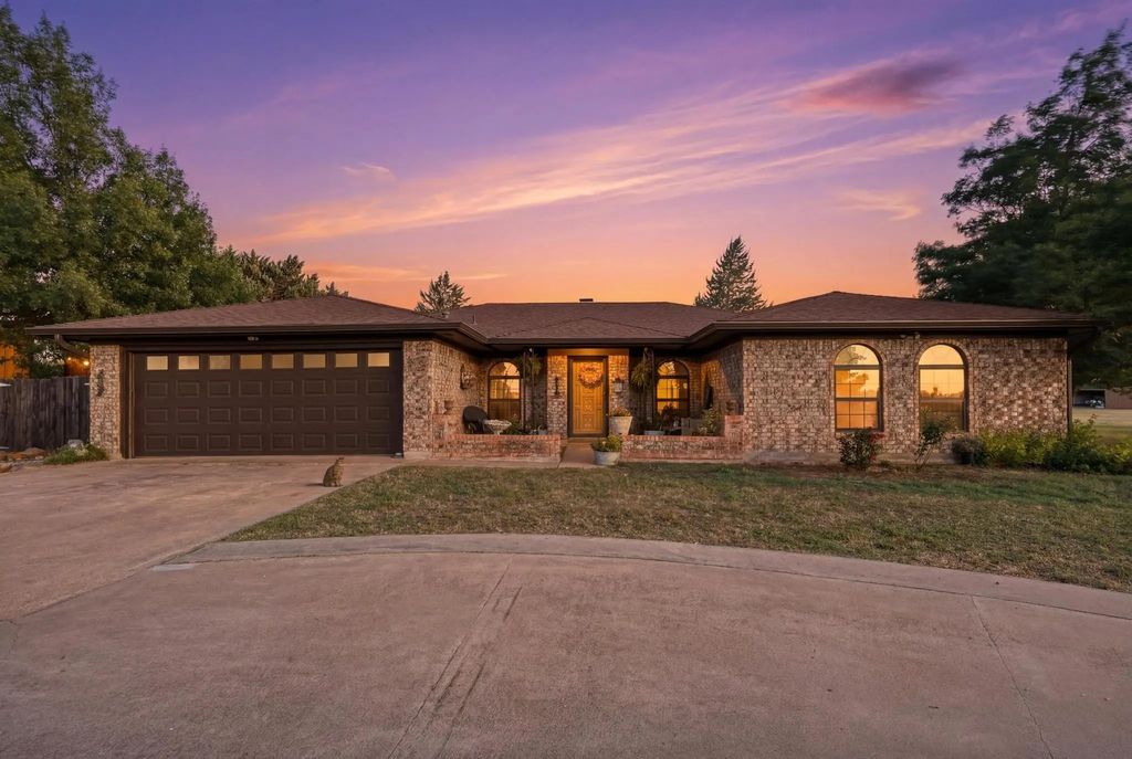 188 Avenida Cortez, Abilene