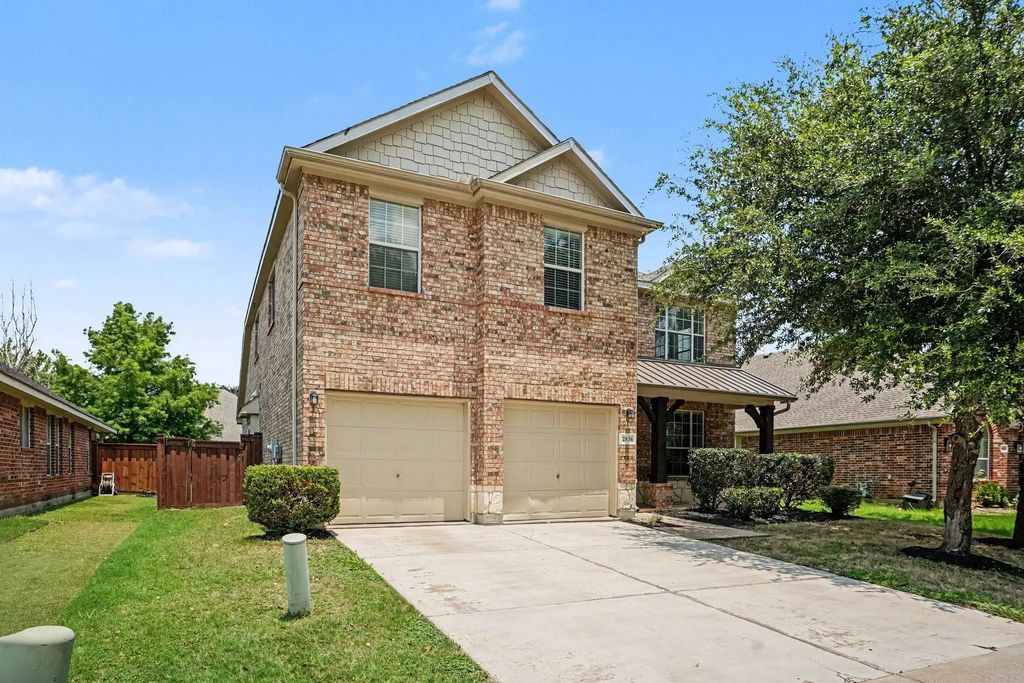 2836 Tranquilo, Grand Prairie