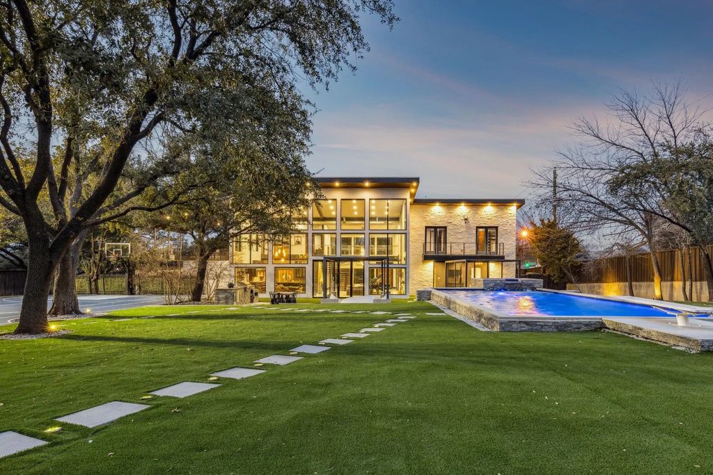 6766 Northaven Road, Dallas
