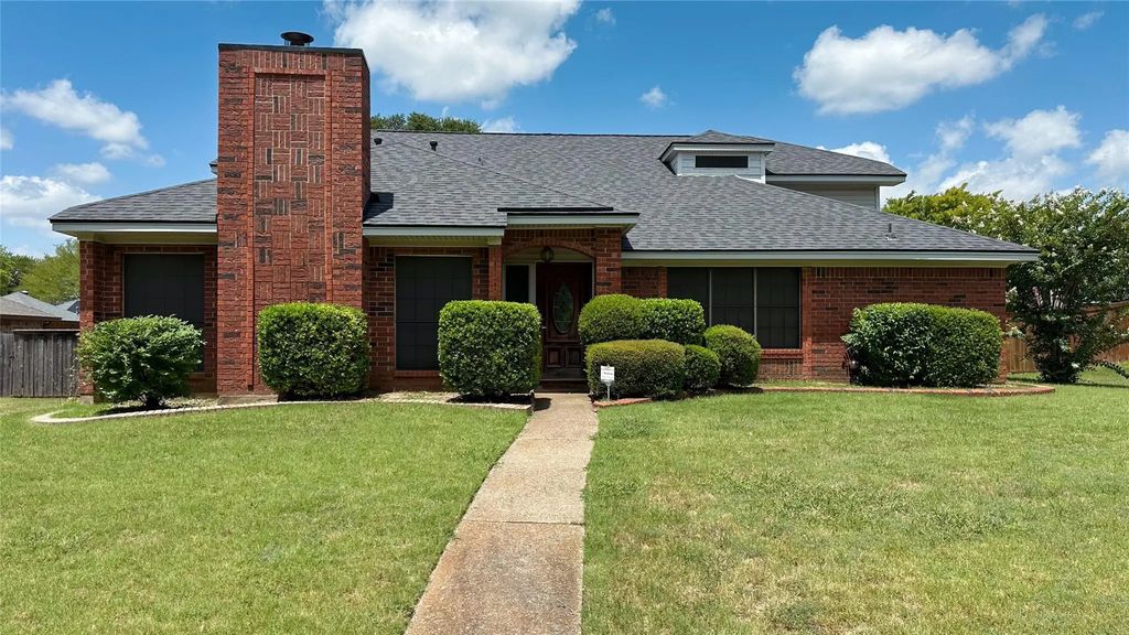1409 Essex Drive, DeSoto