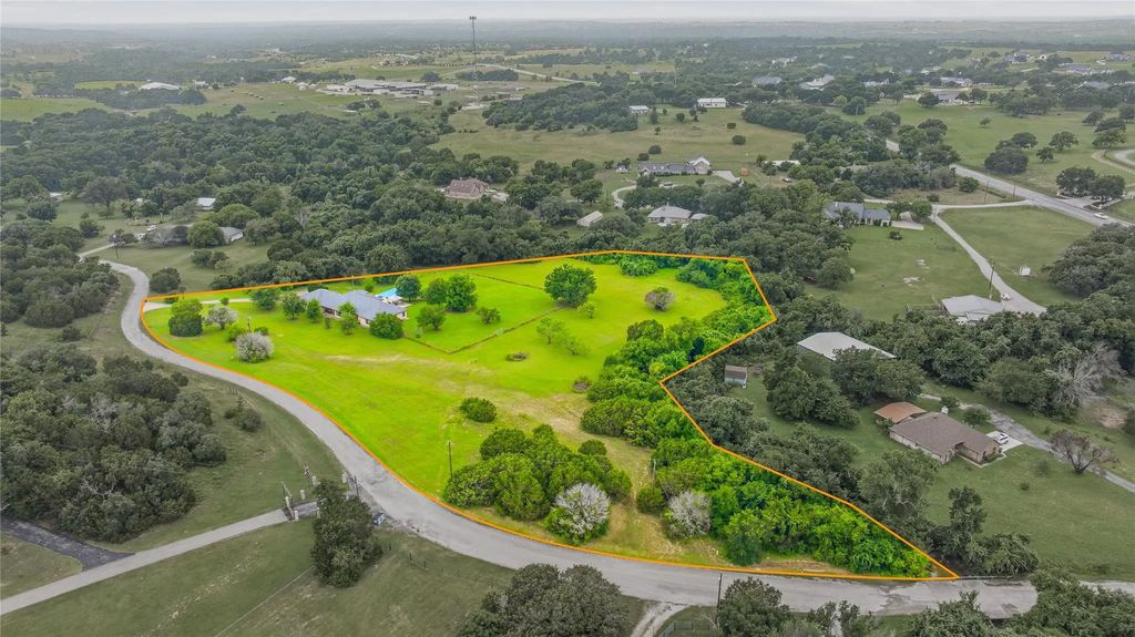 118 Pleasant Valley Lane, Weatherford