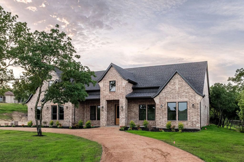 1074 Preserve Street, Weatherford