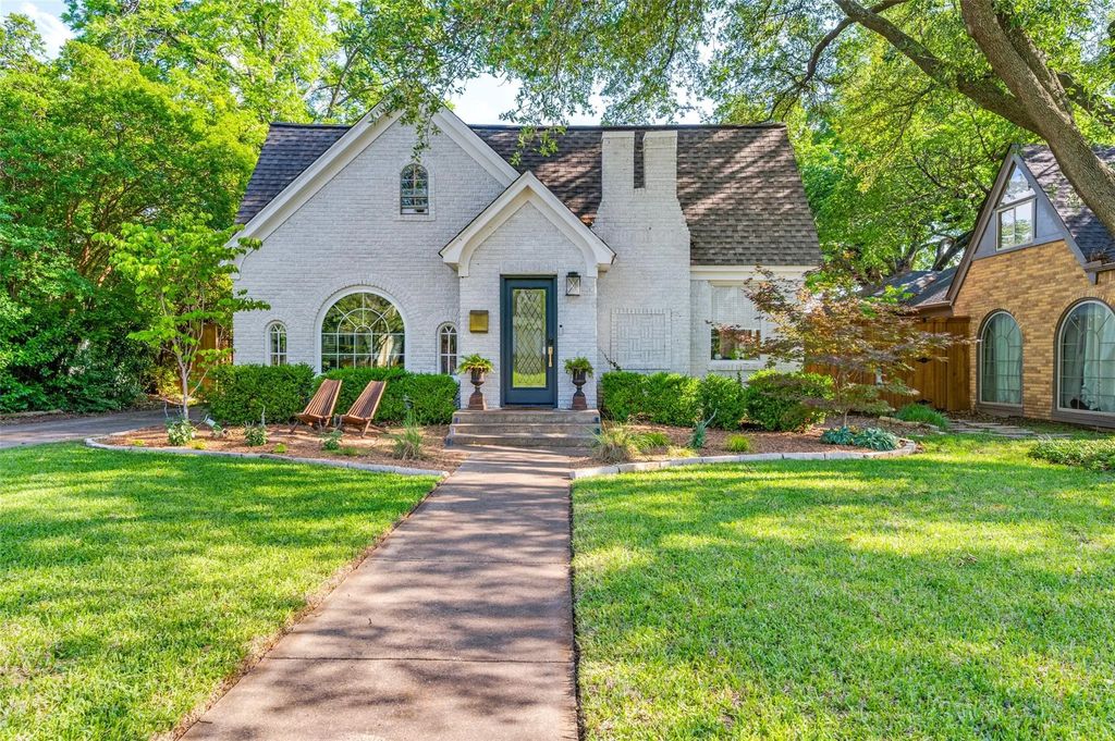 5706 Kenwood Avenue, Dallas