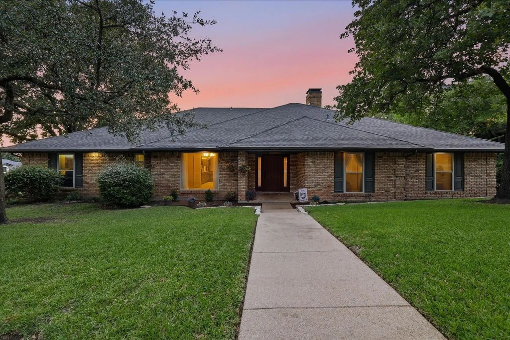 6007 Forestcreek Court, Arlington