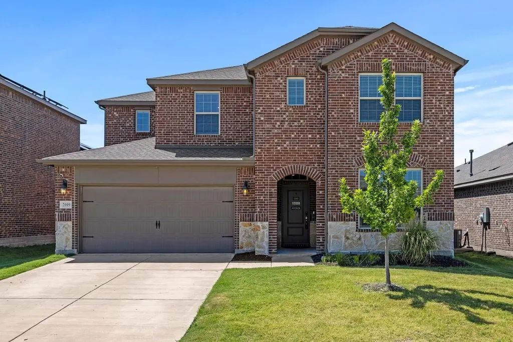 2009 Sue Ellen Street, Anna
