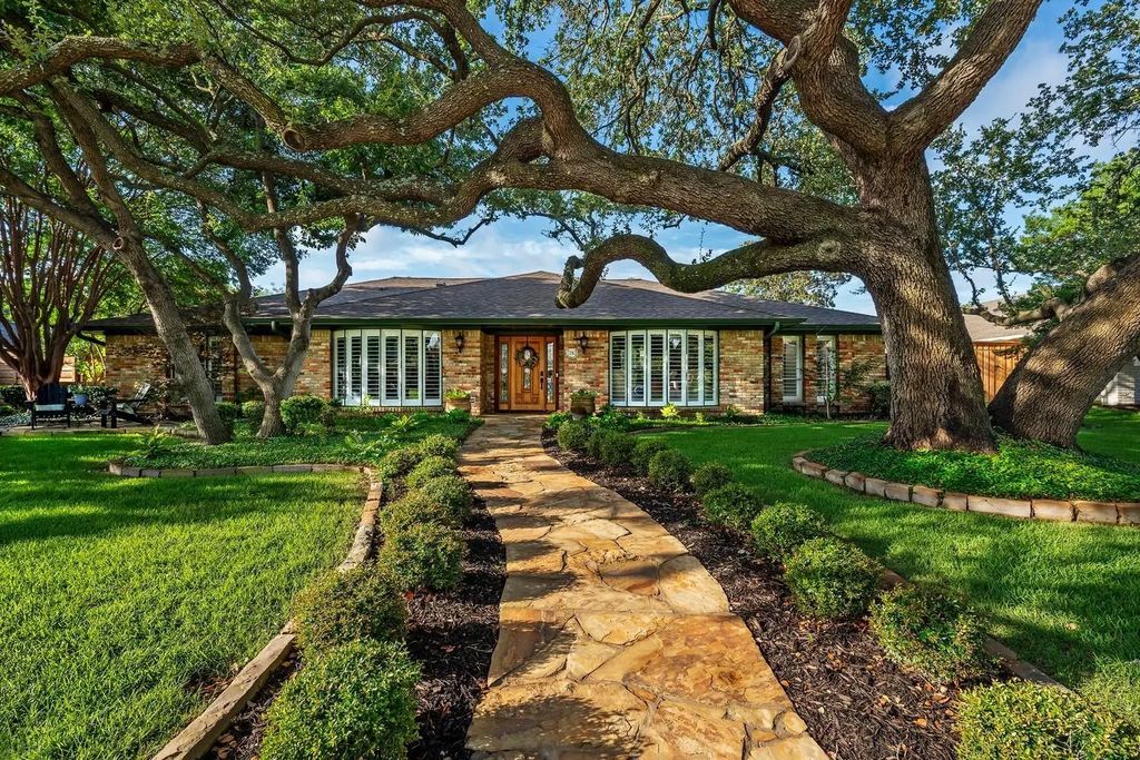 7240 Hunters Ridge, Dallas
