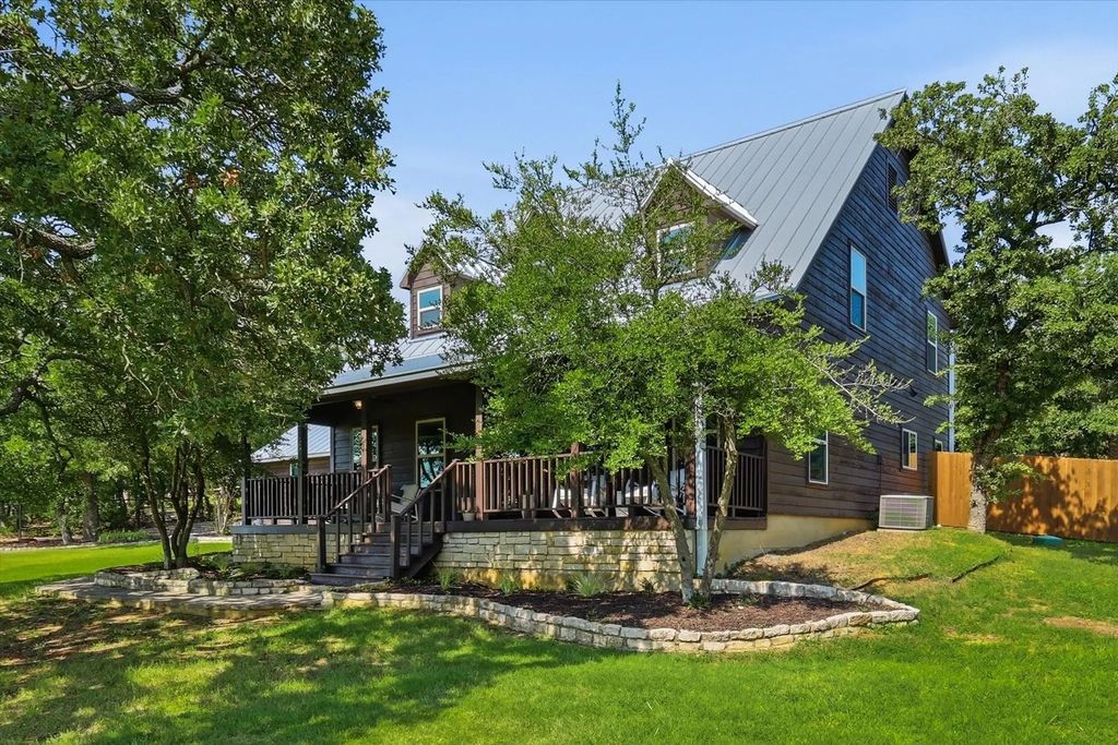 1007 Pioneer Circle W, Argyle