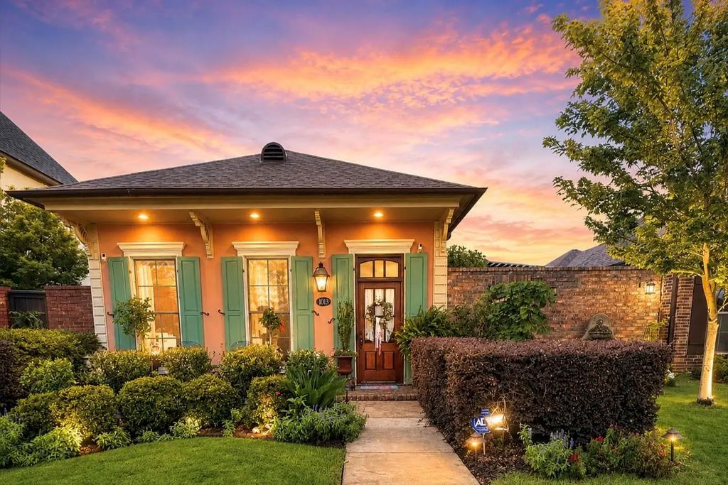 1013 S Crescent Cove, Shreveport