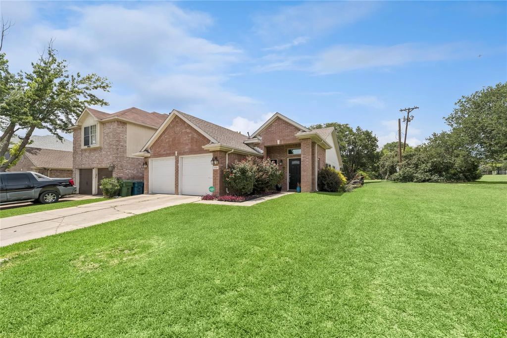 1701 Prescott Drive, Flower Mound
