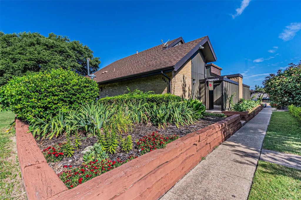 4643 Country Creek Drive 1090, Dallas