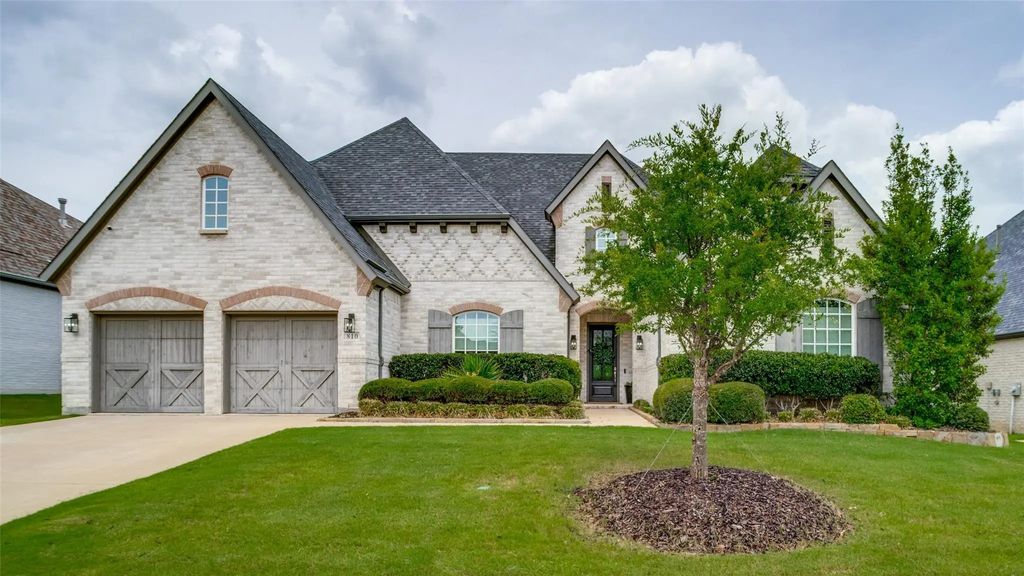 810 Country Brook Lane, Prosper